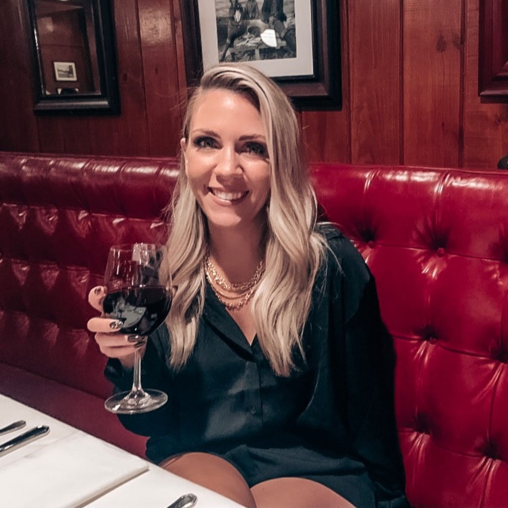 Meet your Posher, Stephanie